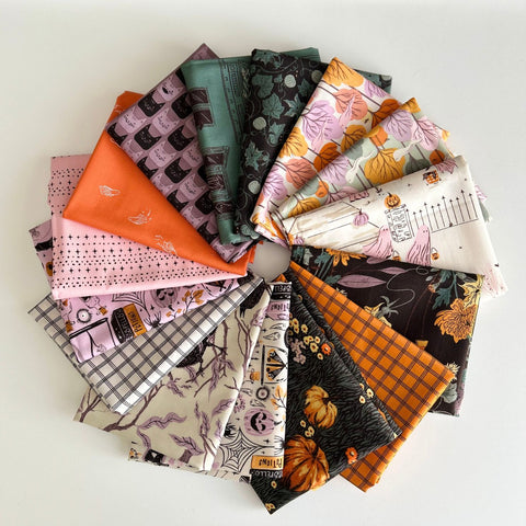 Ghostly & Haunted - Fat Quarter bundle
